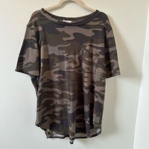 Chicsoul green camo thermal T-shirt size 3X
